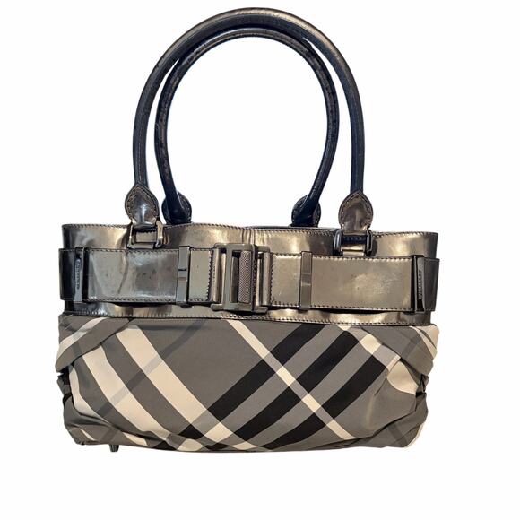 Burberry Gray/Metallic Nova Check Nylon & Patent Leather Easton Landscape Tote - Picture 1 of 14
